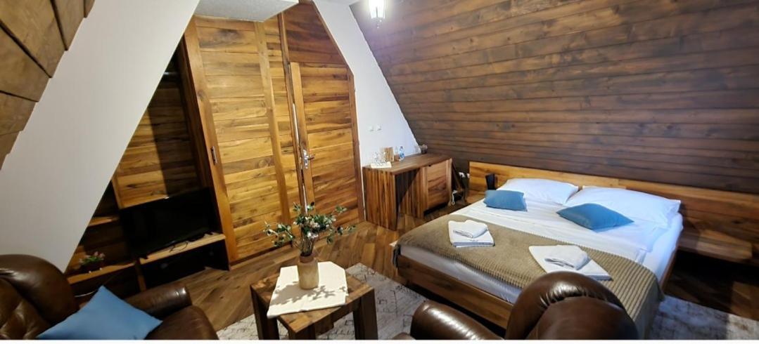 Hotel Babino Brdo Derventa Exteriör bild