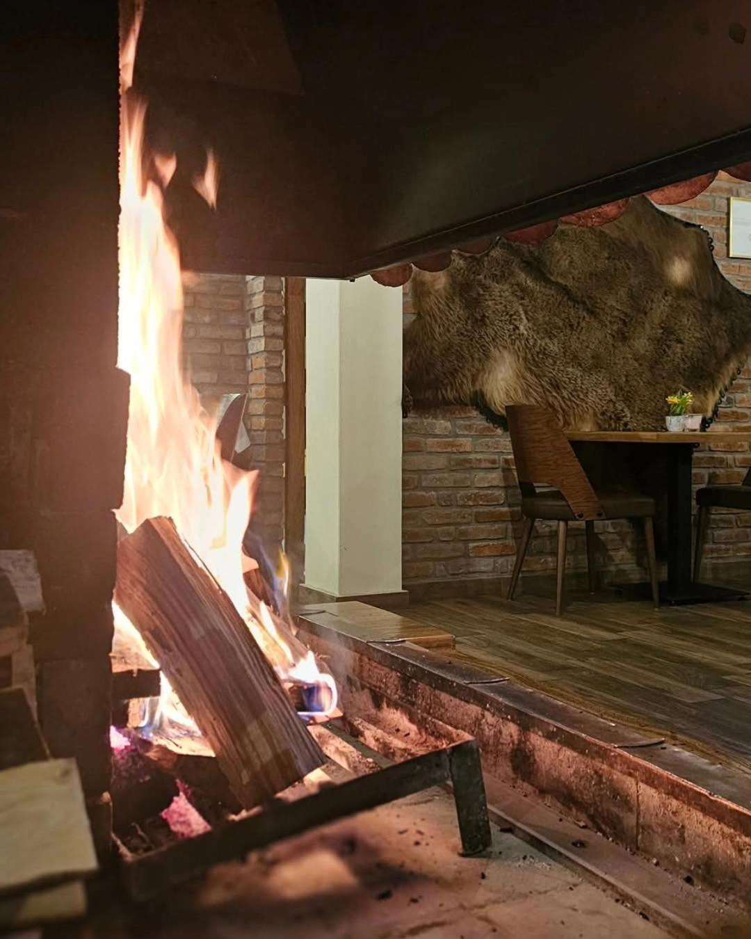 Hotel Babino Brdo Derventa Exteriör bild