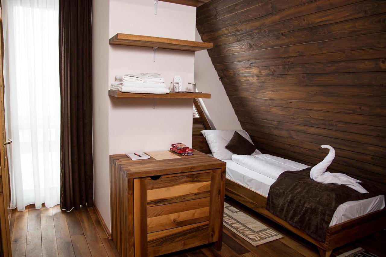 Hotel Babino Brdo Derventa Exteriör bild