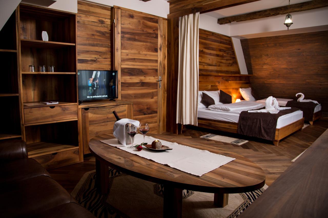 Hotel Babino Brdo Derventa Exteriör bild