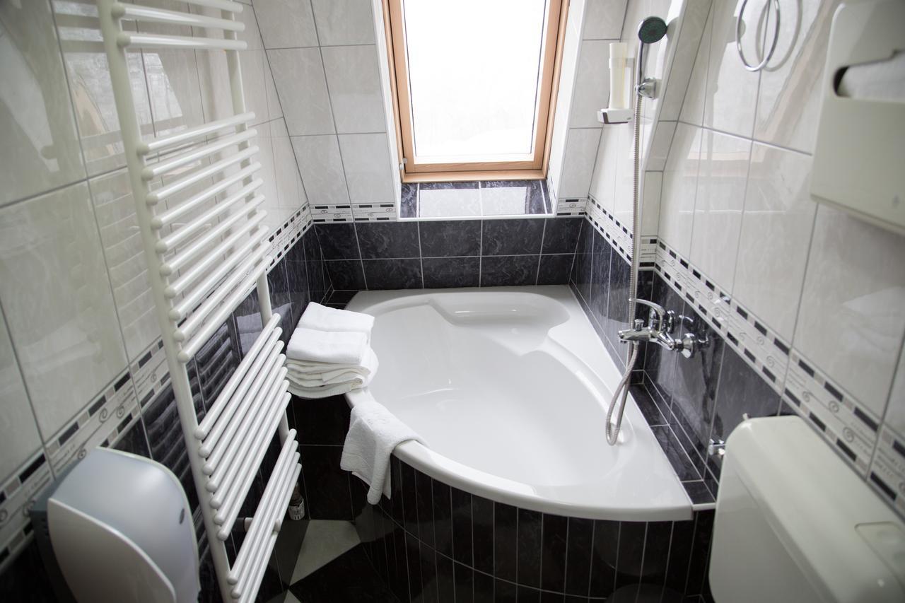 Hotel Babino Brdo Derventa Exteriör bild